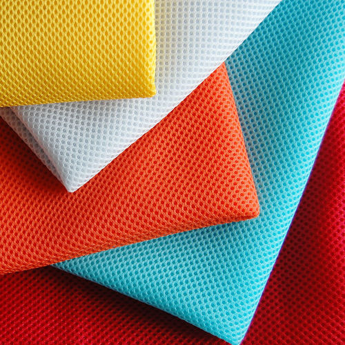 Latest company news about 3mm 100% Polyester πλεκτό Airmesh αναπνευστικό Air Mesh ύφασμα Spacer Mesh ύφασμα για παπούτσια καθίσμα πίσω